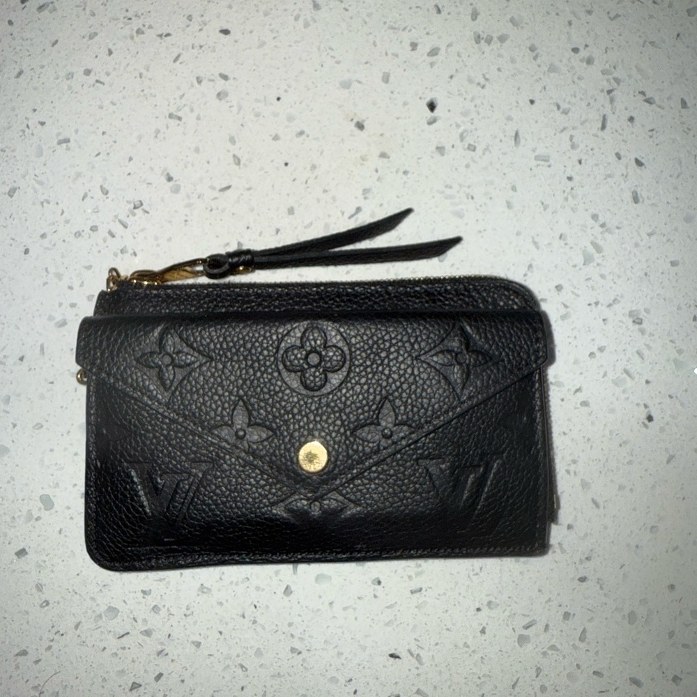 Black Louis Vuitton Recto Verso wallet